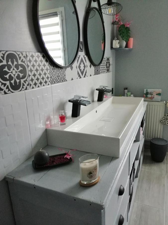 Bed and Breakfast Chez Christelle&Francky Mortagne-sur-Sevre Exterior foto