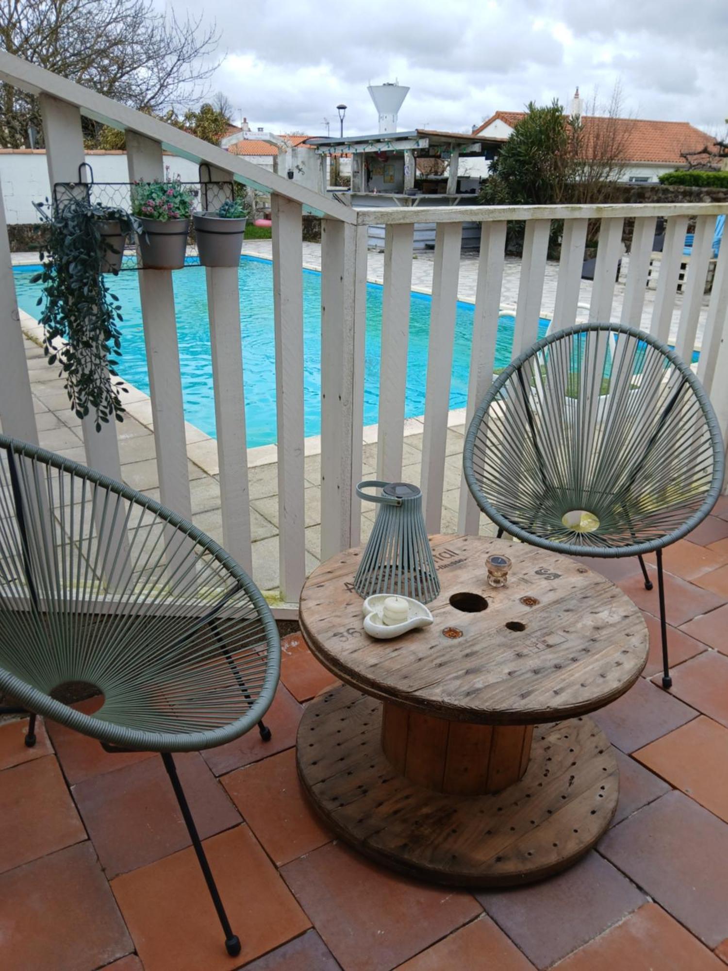 Bed and Breakfast Chez Christelle&Francky Mortagne-sur-Sevre Exterior foto